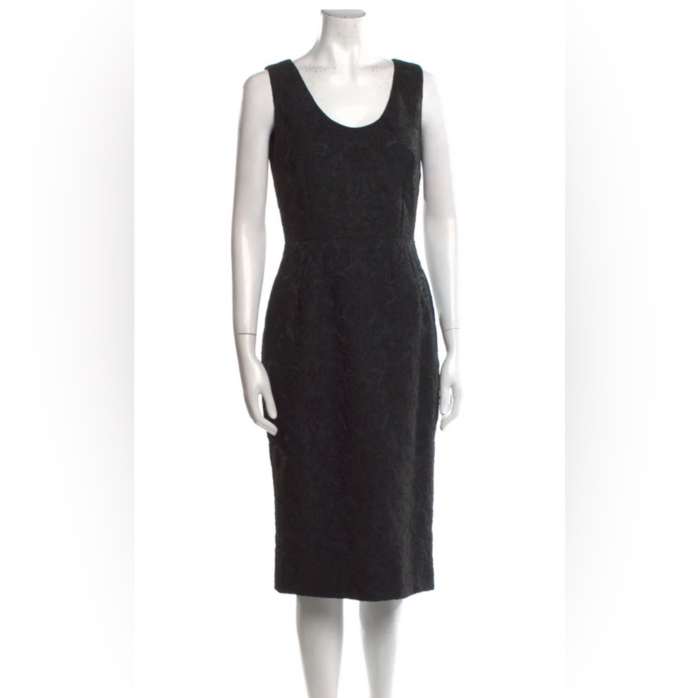 Dolce & Gabbana Scoop Neck Midi Length Dress. Size M